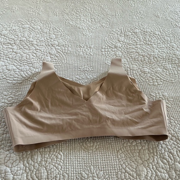 Honeylove V-Neck Bra